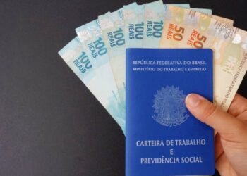 A antecipação do abono salarial PIS/PASEP para 2025 pode beneficiar milhões de trabalhadores brasileiros. Saiba mais sobre os critérios!