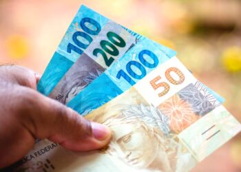 Entenda como funciona o 13º salário em 2024, quem tem direito, como é feito o pagamento e o que fazer em caso de não recebimento!