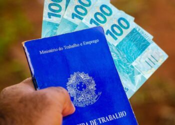 Confira o calendário de pagamentos do INSS para 2024, incluindo as datas de pagamento para aqueles que recebem até um salário mínimo!