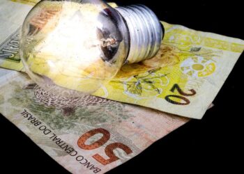 Reajuste conta de luz