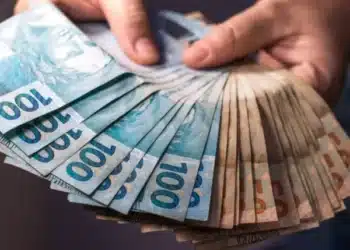 INSS Antecipa 13º Salário: Alívio ou Encrenca?