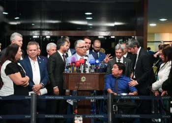 Impeachment de Alexandre de Moraes: Senadores e Deputados Protocola Pedido no Senado
