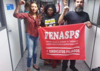 INSS, funcionários, greve, desconto salarial, protesto, reclamação