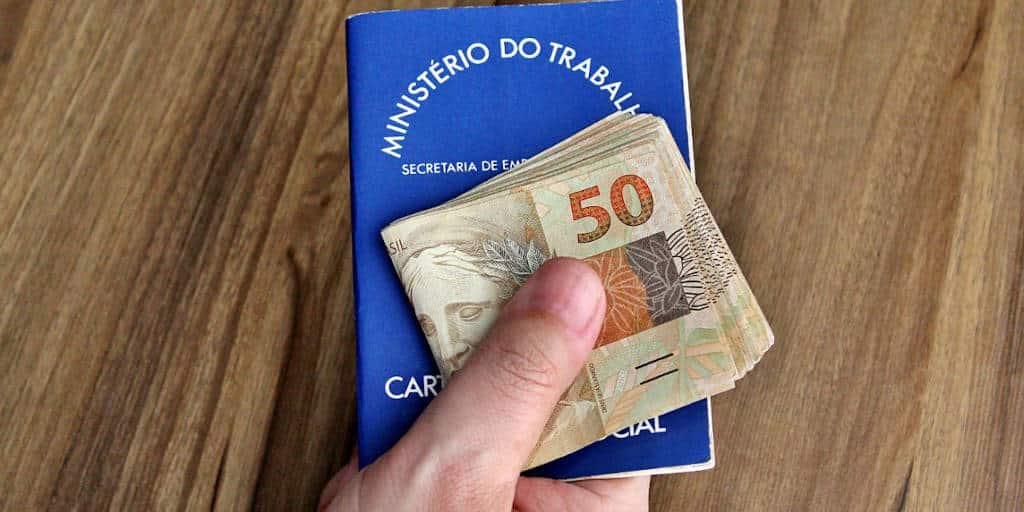 Quem não recebeu o abono natalino em 2024.
