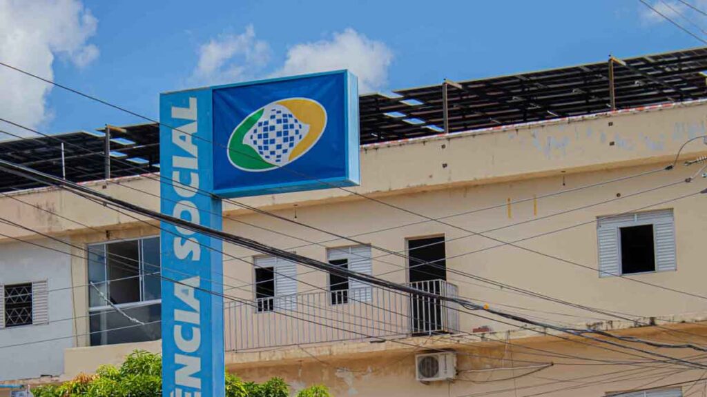 menos-dinheiro-no-bolso-dos-idosos:-inss-revela-45-milhoes-em-descontos-indevidos-em-pensoes