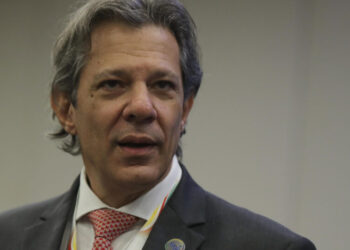 mais-de-2-mil-sites-de-apostas-irregulares-serao-fechados,-diz-haddad