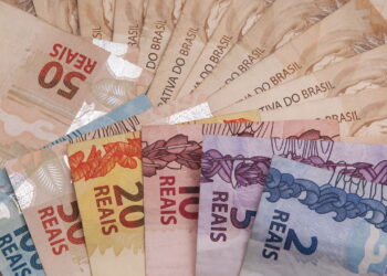 Pela primeira vez na história INSS pode pagar 3.724,00 extra no mesmo ano. 
 (Créditos: depositphotos.com / rodrigobellizzi)