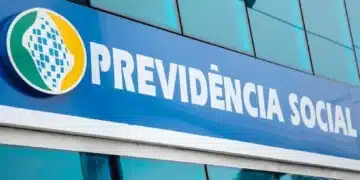 closeup em faixada da previdência social
