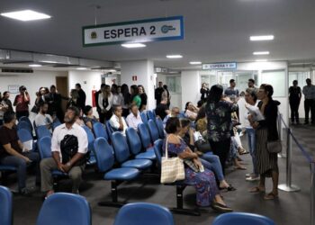 fila em agência do inss