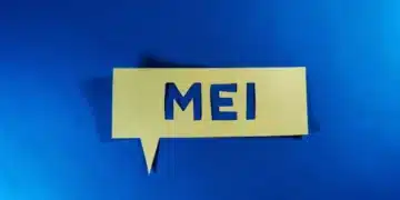 balão escrito 'mei' dentro sobre fundo azul
