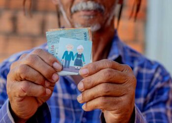 Nova idade mínima para aposentadoria em 2025 é confirmada pelo INSS (Imagem:  Jeane de Oliveira/ FDR)