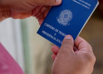 Reajuste do Salário Mínimo Regional no Rio Grande do Sul para 2025. Foto: FDR