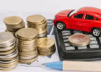 carro e moedas