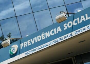 A Influência do Salário Mínimo na Economia Brasileira. Foto: Portal Contábeis