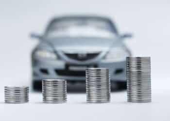 carro e moedas