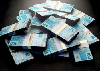 notas de cem reais