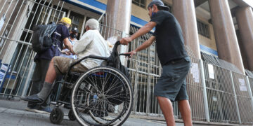 Revisão do BPC em 2025, entenda o que mudou e como manter seu benefício.