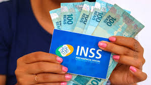 Abril chega com ótima notícia para aposentados do INSS