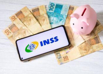O calendário do 13° salário do INSS para 2025 foi liberado. Confira data e valores atualizados do seu pagamento.