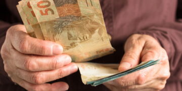 notas de cinquenta reais